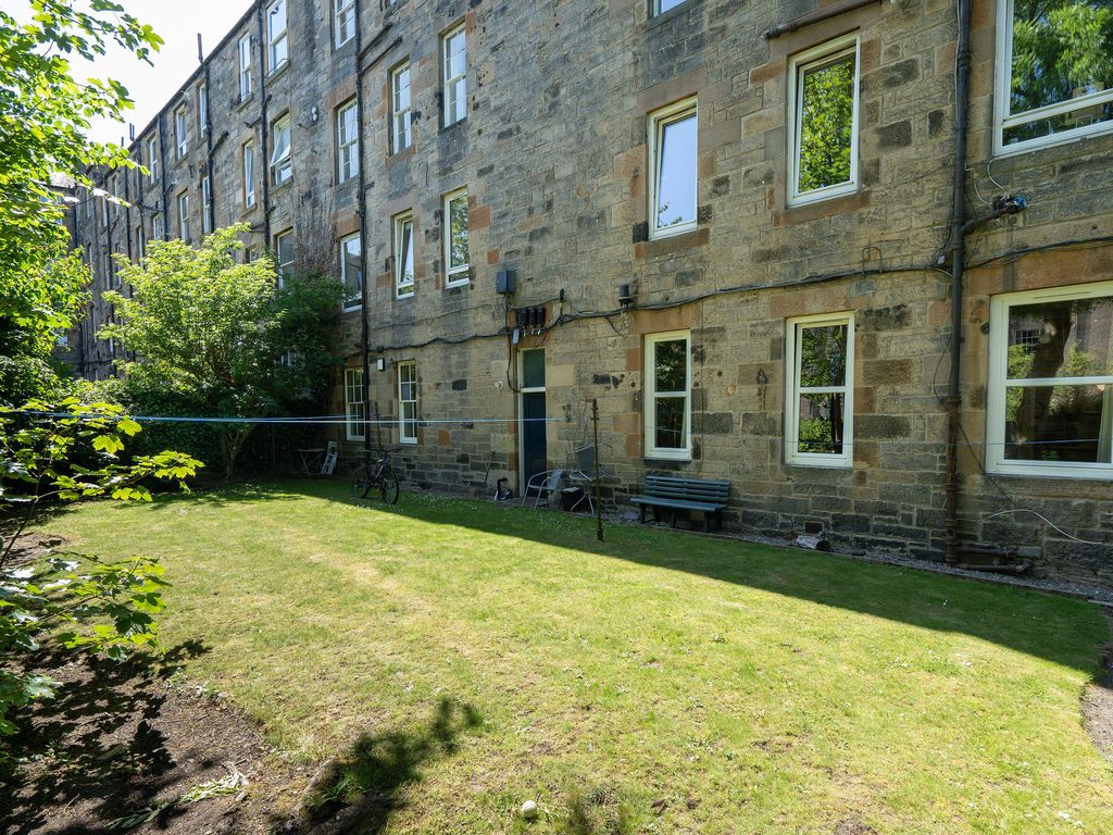 1 bed flat for sale in 8/3 Livingstone Place, Marchmont, Edinburgh EH9, £225,000