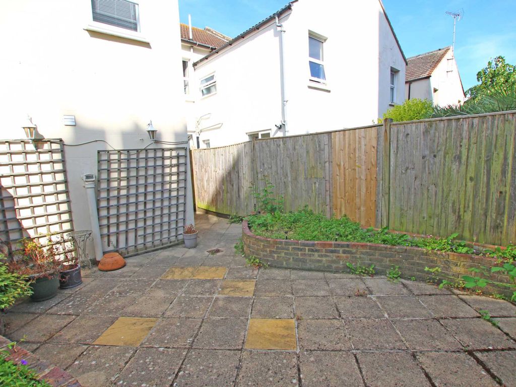 3 bed terraced house for sale in Susans Road, Eastbourne BN21, £265,000
