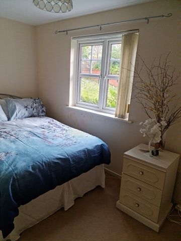 2 bed flat for sale in 33 College Fields, Cronton Lane, Widnes WA8, £105,000