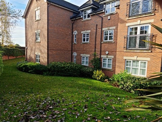 2 bed flat for sale in 33 College Fields, Cronton Lane, Widnes WA8, £105,000