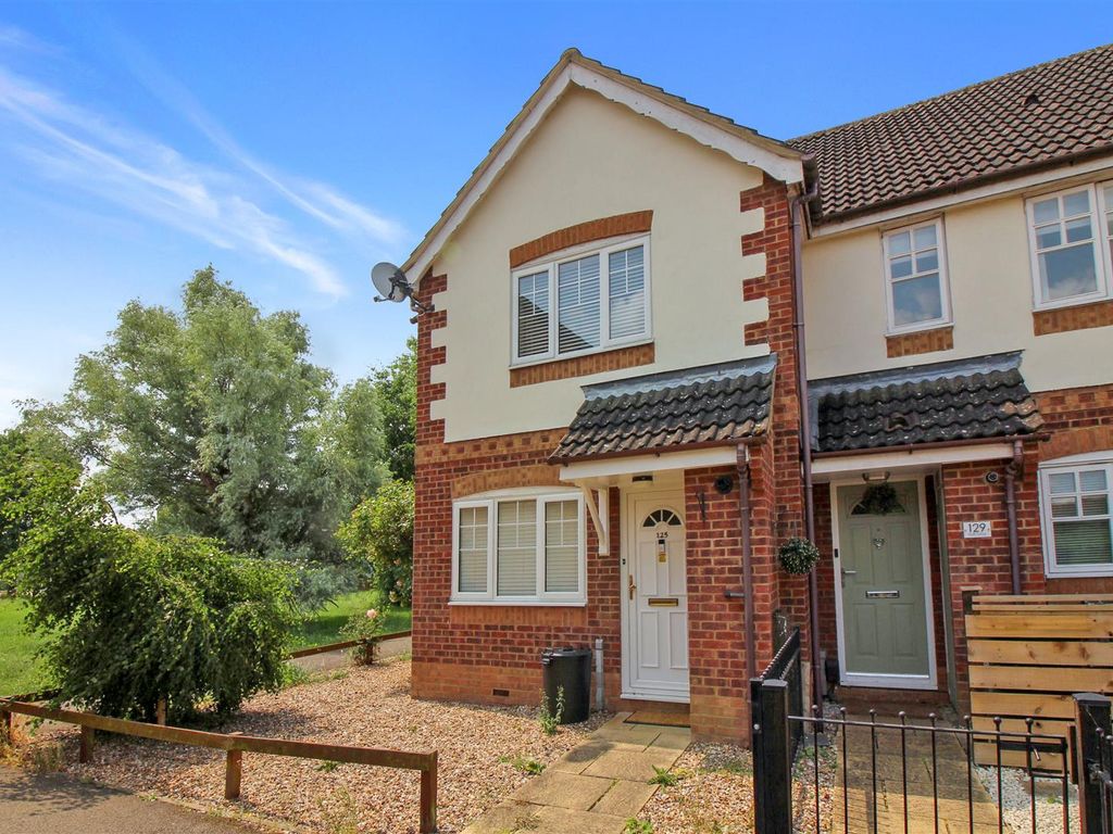 1 bed property for sale in Holly Drive, Aylesbury HP21, £200,000