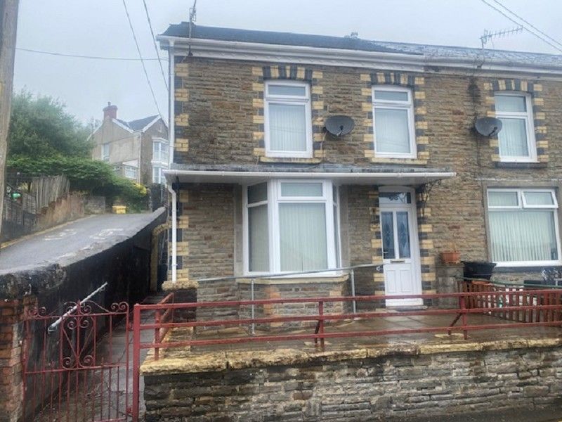 3 bed end terrace house for sale in Gough Road, Ystalyfera, Swansea. SA9, £105,000