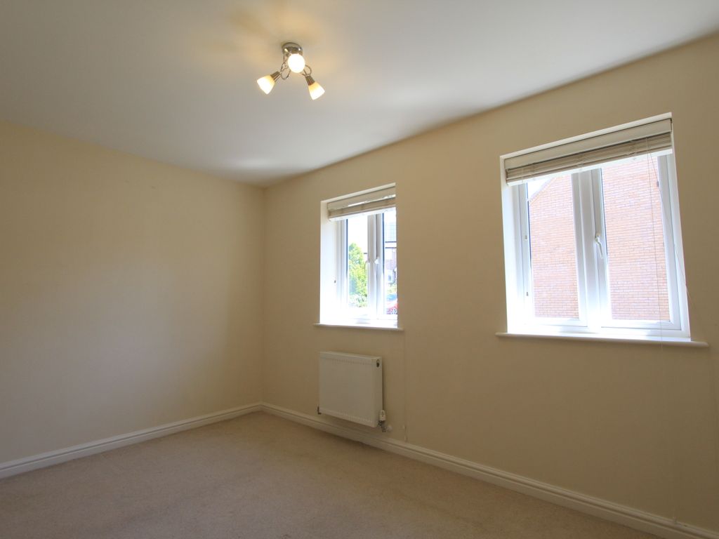 2 bed flat for sale in Morledge, Matlock DE4, £170,000
