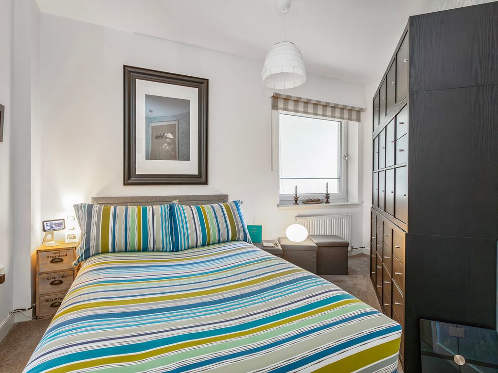 1 bed flat for sale in Drybrough Crescent, Edinburgh EH16, £155,000