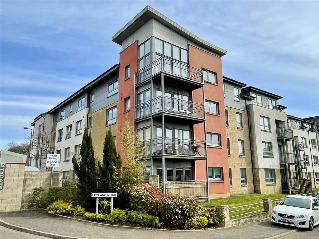 2 bed flat for sale in Leyland Road, Motherwell ML1, £154,995