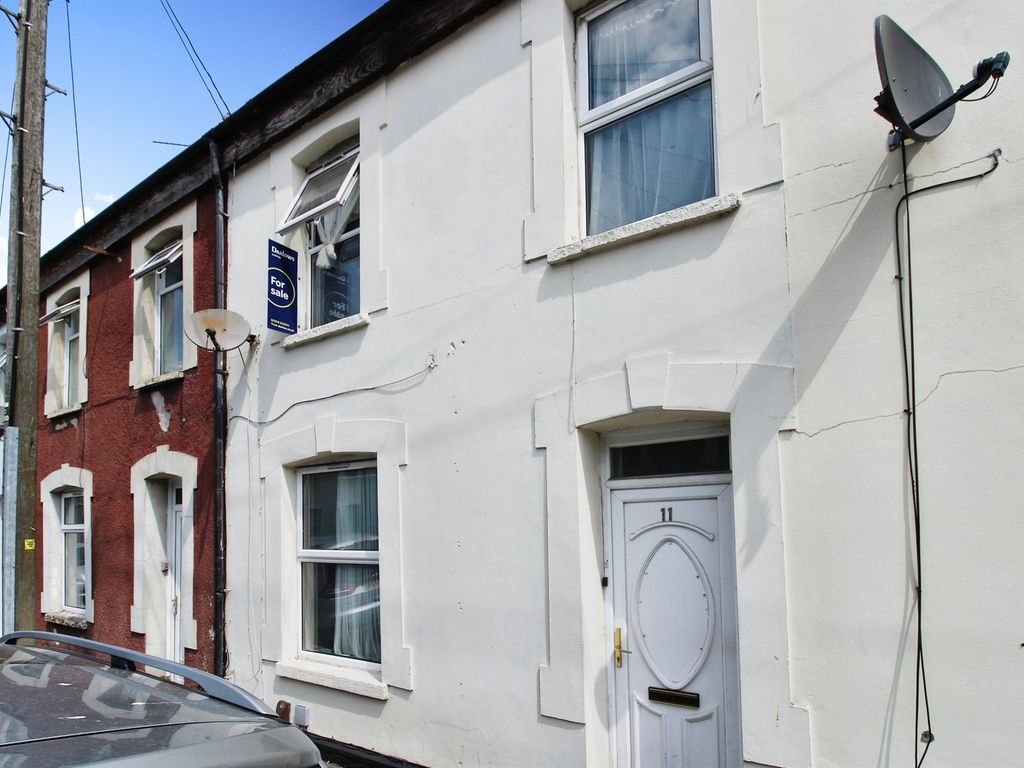 4 bed terraced house for sale in Ludlow Street, Cardiff CF11, £264,000
