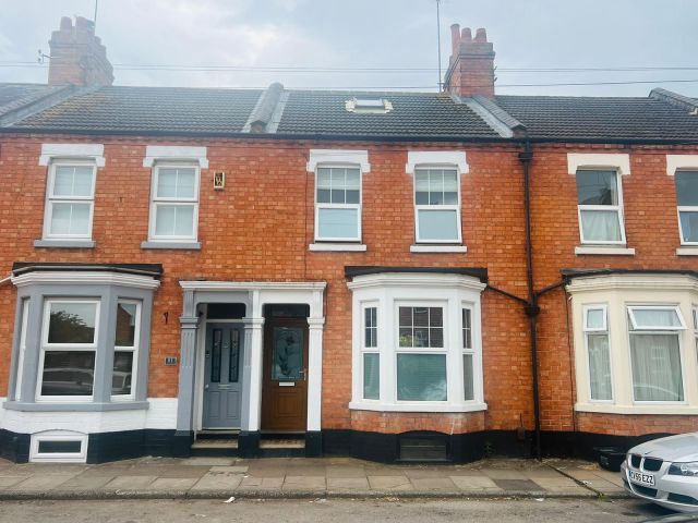 3 bed terraced house for sale in Ivy Road, Abington, Northampton NN1, £270,000