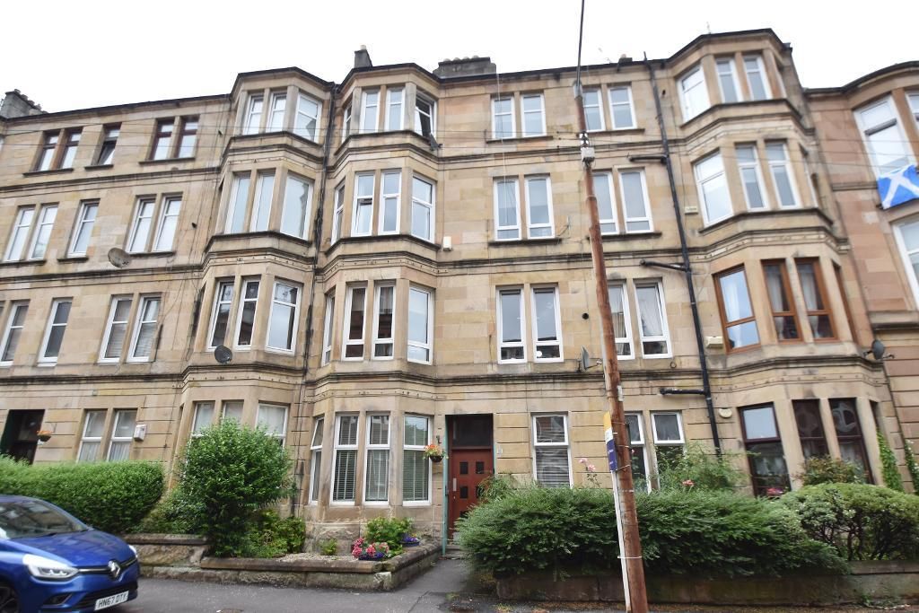 1 bed flat for sale in Afton Street, Glasgow G41, £135,000