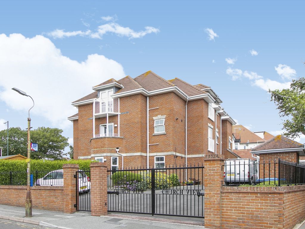 2 bed flat for sale in Church Road, Bournemouth BH6, £315,000