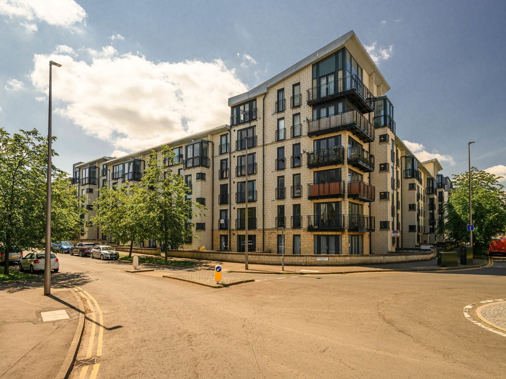 1 bed flat for sale in 51/3 Waterfront Park, Edinburgh EH5, £150,000