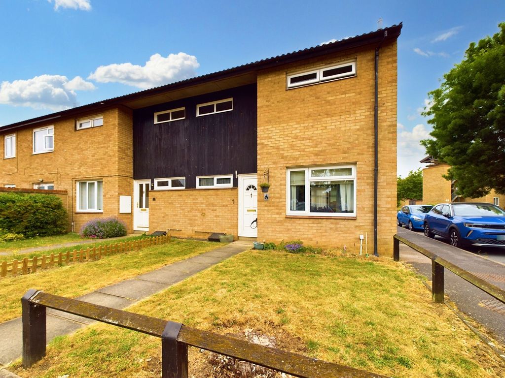 2 bed end terrace house for sale in Bascraft Way, Godmanchester, Cambridgeshire. PE29, £245,000