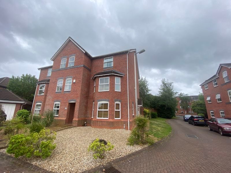 4 bed semi-detached house for sale in Lostock Close, Kingsmead CW9, £305,000