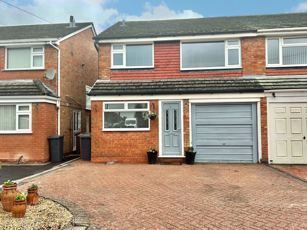 3 bed semi-detached house for sale in Limbrick Close, Shirley, Solihull B90, £325,000