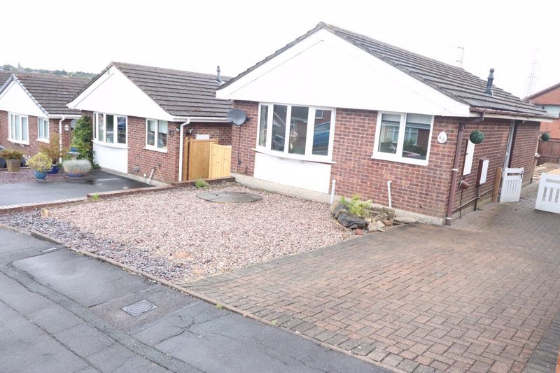 2 bed detached bungalow for sale in Selbourne Drive, Packmoor, Stoke-On-Trent ST6, £165,000