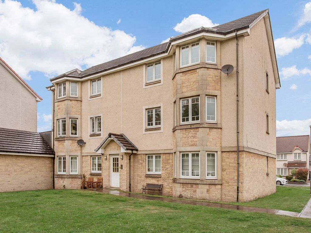 2 bed flat for sale in Meikle Inch Lane, Bathgate EH48, £130,000