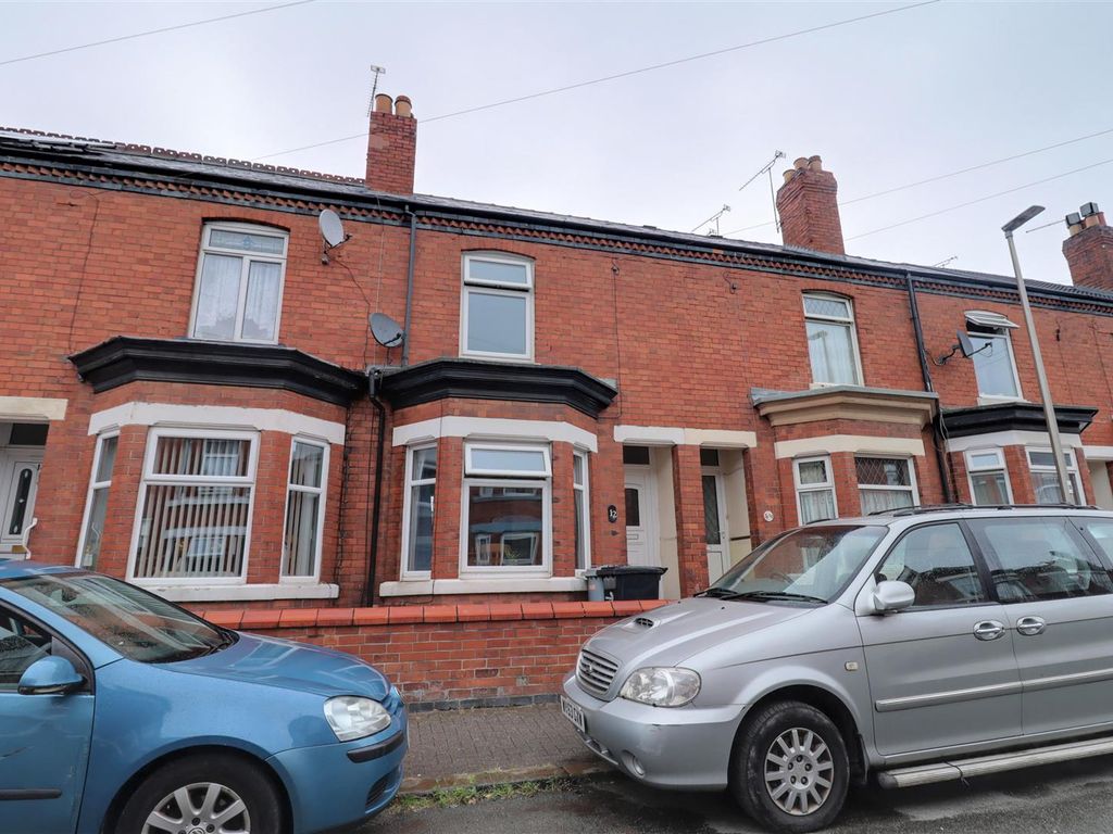 3 bed terraced house for sale in Catherine Street, Crewe CW2, £125,000