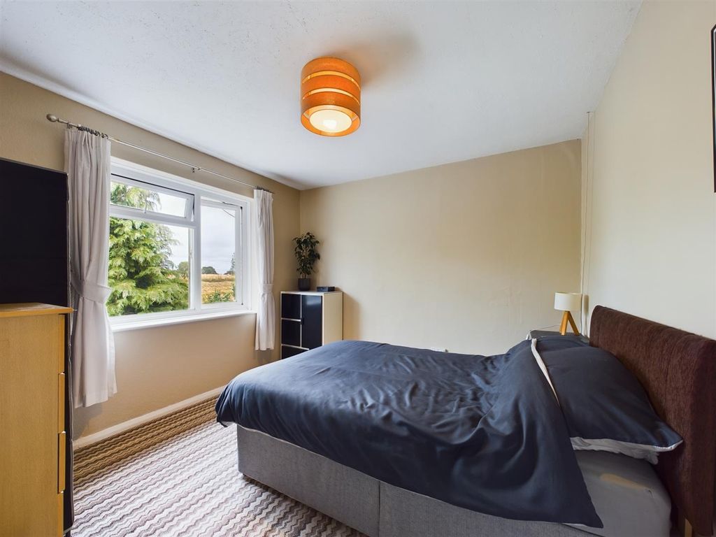 2 bed maisonette for sale in Alder Drive, Tilehurst, Reading RG31, £230,000