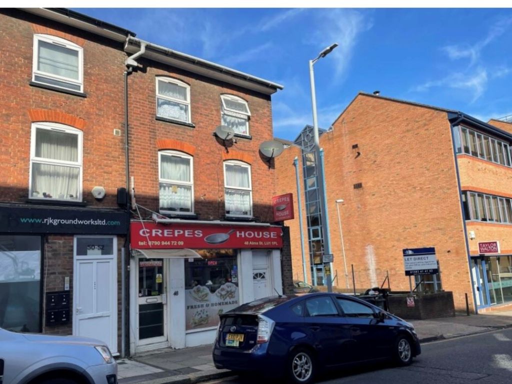Commercial property for sale in Alma Street, Luton LU1, £200,000