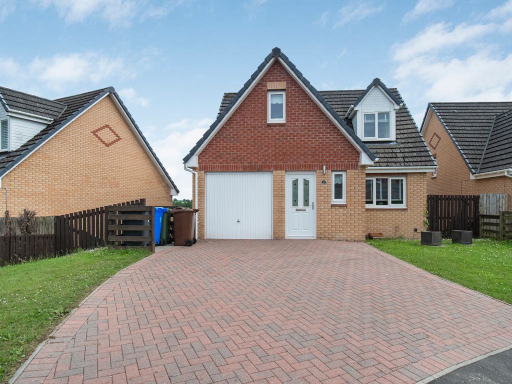 4 bed detached house for sale in Strathcarron Green, Paisley PA2, £299,950
