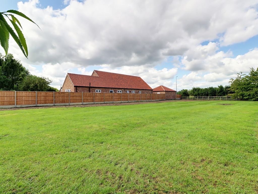Land for sale in Haxey Lane, Haxey DN9, £175,000