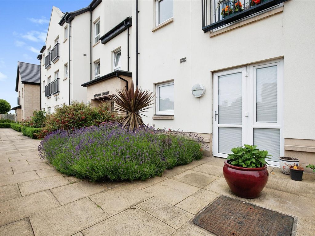 1 bed flat for sale in Beacon Court, Craws Nest Court, Anstruther KY10, £170,000