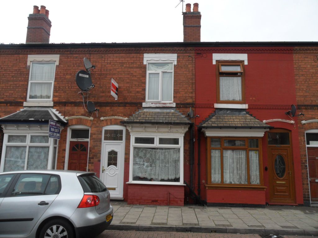 3 bed terraced house for sale in Village Road, Birmingham B6, £160,000