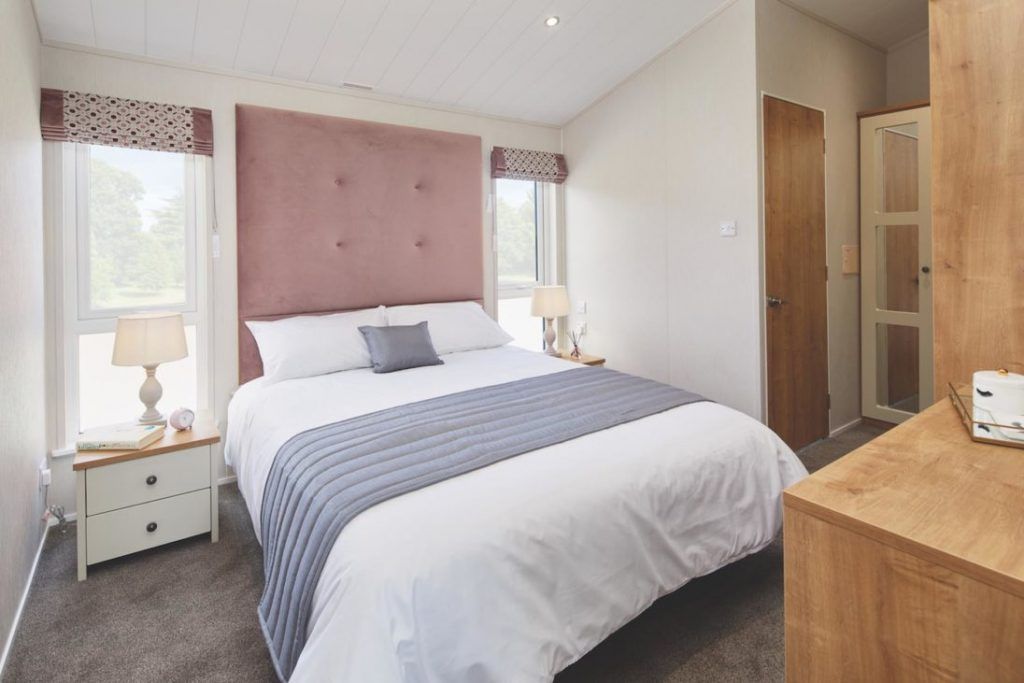 2 bed mobile/park home for sale in Bentham Road, Ingleton, Carnforth LA6, £185,000