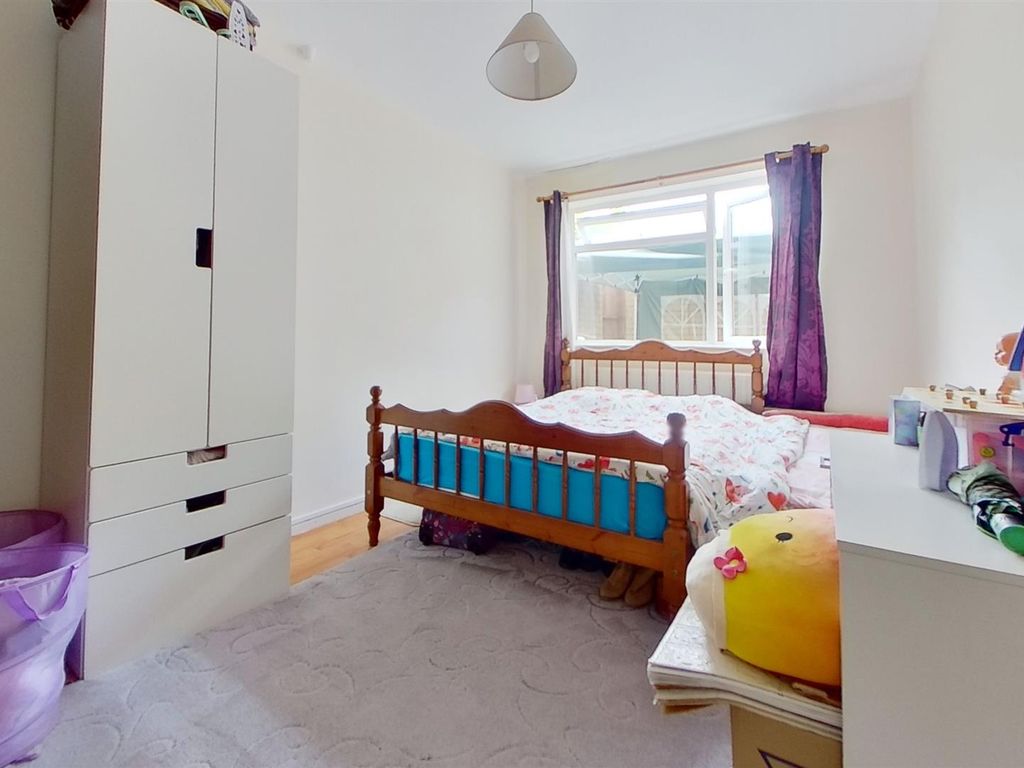1 bed flat for sale in Bossiney Place, Fishermead, Milton Keynes MK6, £135,000