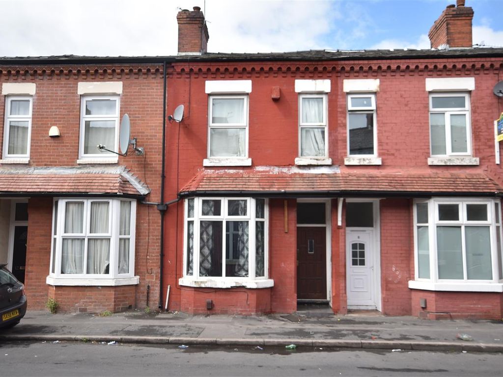 3 bed terraced house for sale in Caythorpe Street, Manchester M14, £240,000