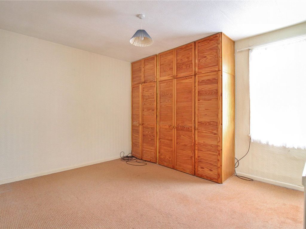 2 bed terraced house for sale in Southbrook Street, Ferndale, Swindon SN2, £160,000