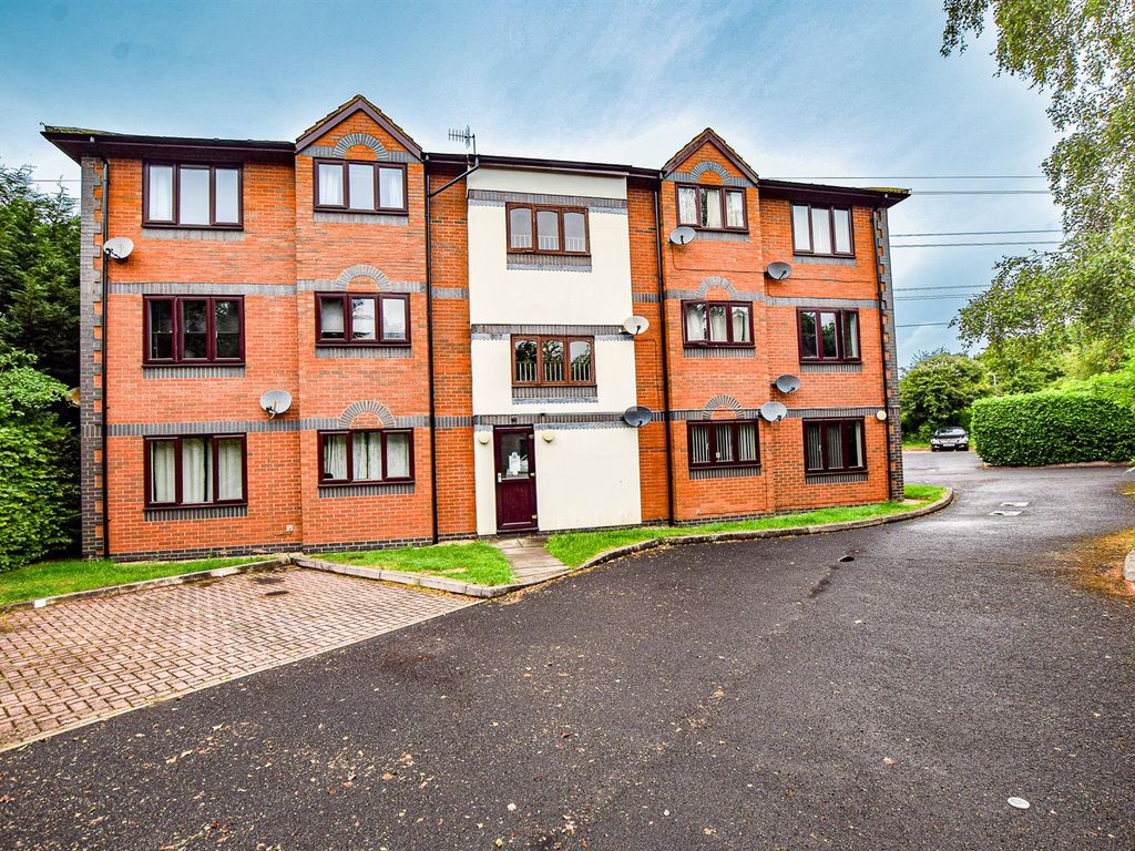 1 bed flat for sale in Badger Gardens, St. Peter's, Worcester WR5, £115,000