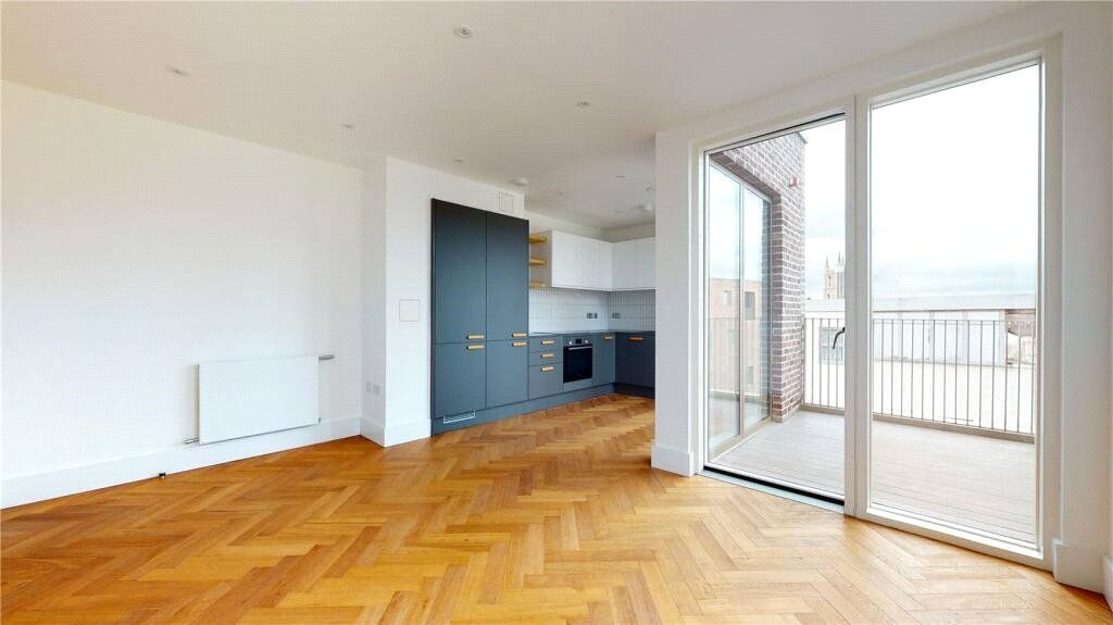 1 bed flat for sale in Drummond Road, Croydon CR0, £252,000