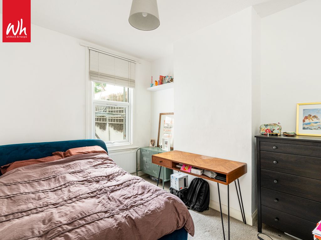 1 bed flat for sale in Whippingham Road, Brighton BN2, £265,000