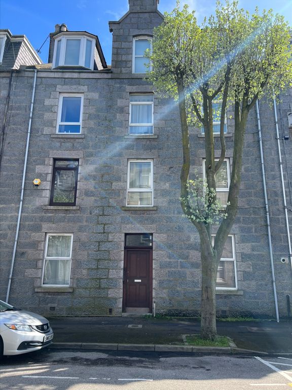 1 bed flat for sale in Northfield Place, Aberdeen AB25, £53,000