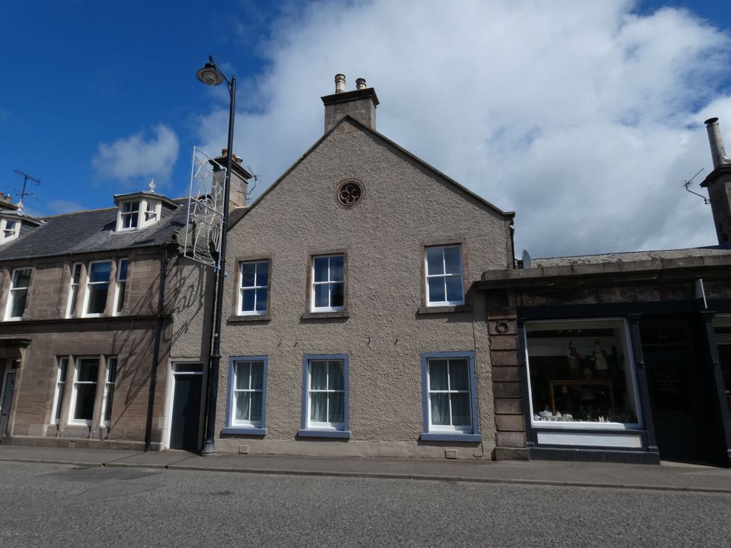 2 bed flat for sale in High Street, Fochabers IV32, £125,000