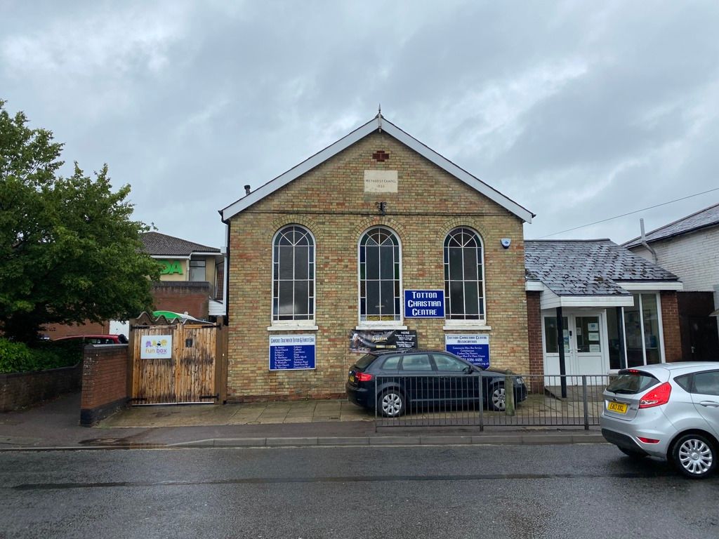 Leisure/hospitality for sale in Totton Christian Centre, 9 Ringwood Road, Totton, Southampton, Hampshire SO40, £190,000