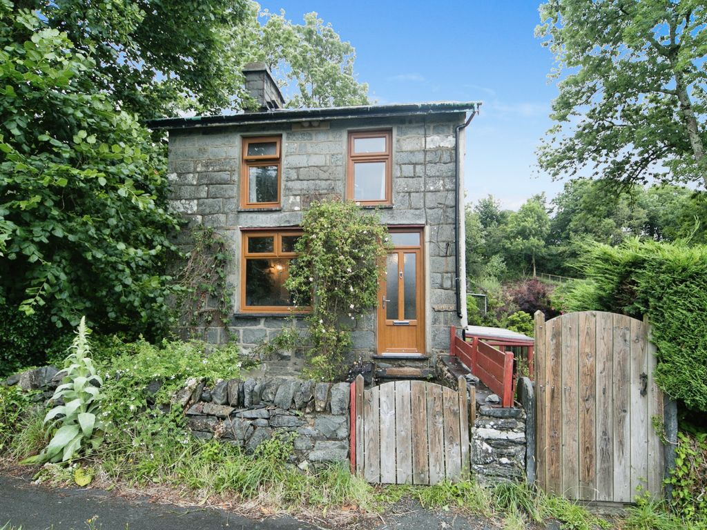 3 bed cottage for sale in Llanfrothen, Penrhyndeudraeth, Gwynedd LL48, £265,000