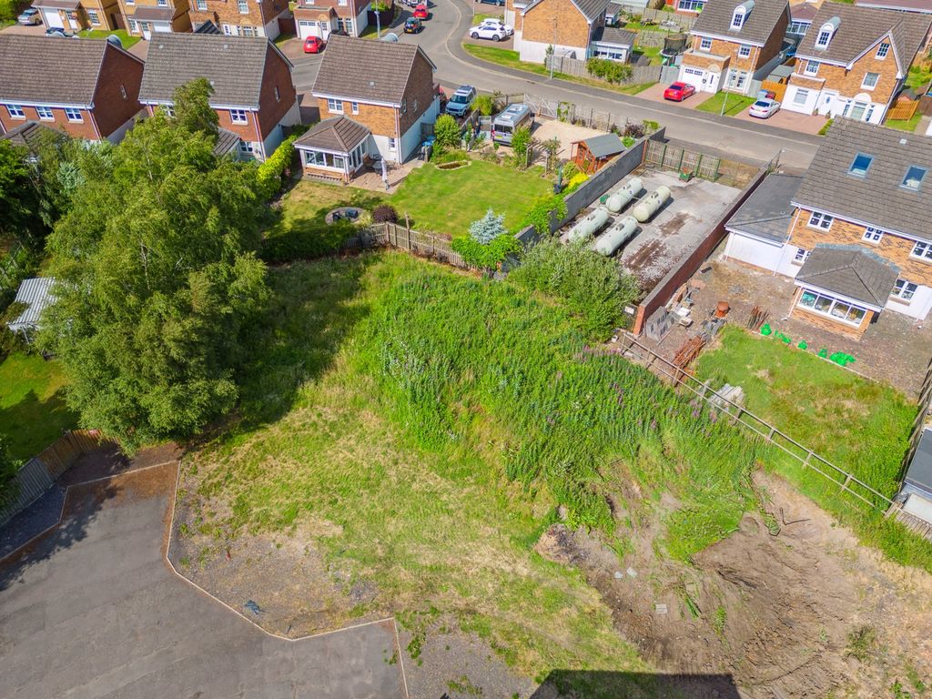 Land for sale in Draffan Gardens, Netherburn, South Lanarkshire ML9, £75,000