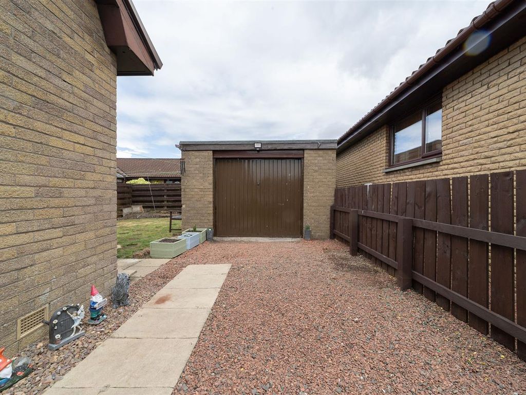 2 bed bungalow for sale in Barlaw Gardens, Armadale, Bathgate EH48, £170,000