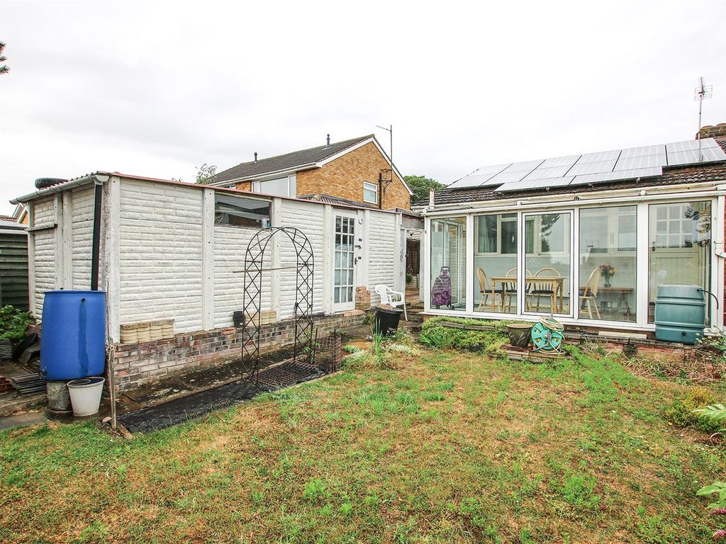 2 bed semi-detached bungalow for sale in Melrose Gardens, Newmarket CB8, £225,000