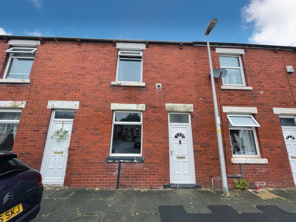 2 bed terraced house for sale in Brook Street, Blackpool FY4, £80,000
