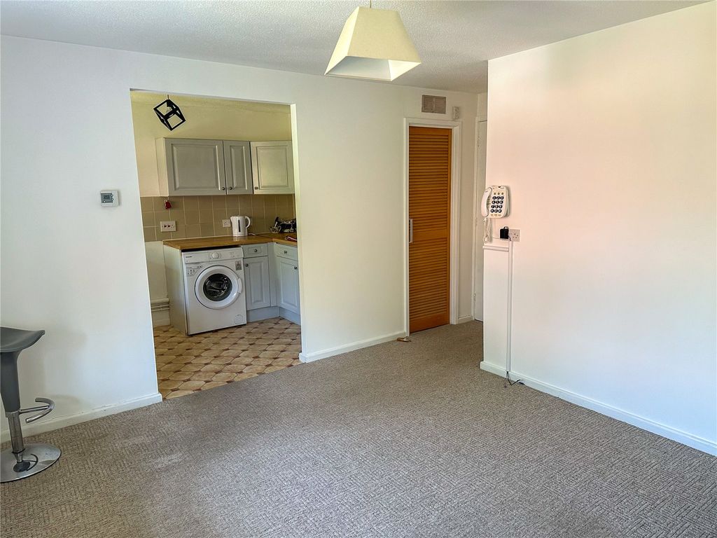 1 bed flat for sale in Merlin Court, Lakewood Road, Bristol BS10, £147,000