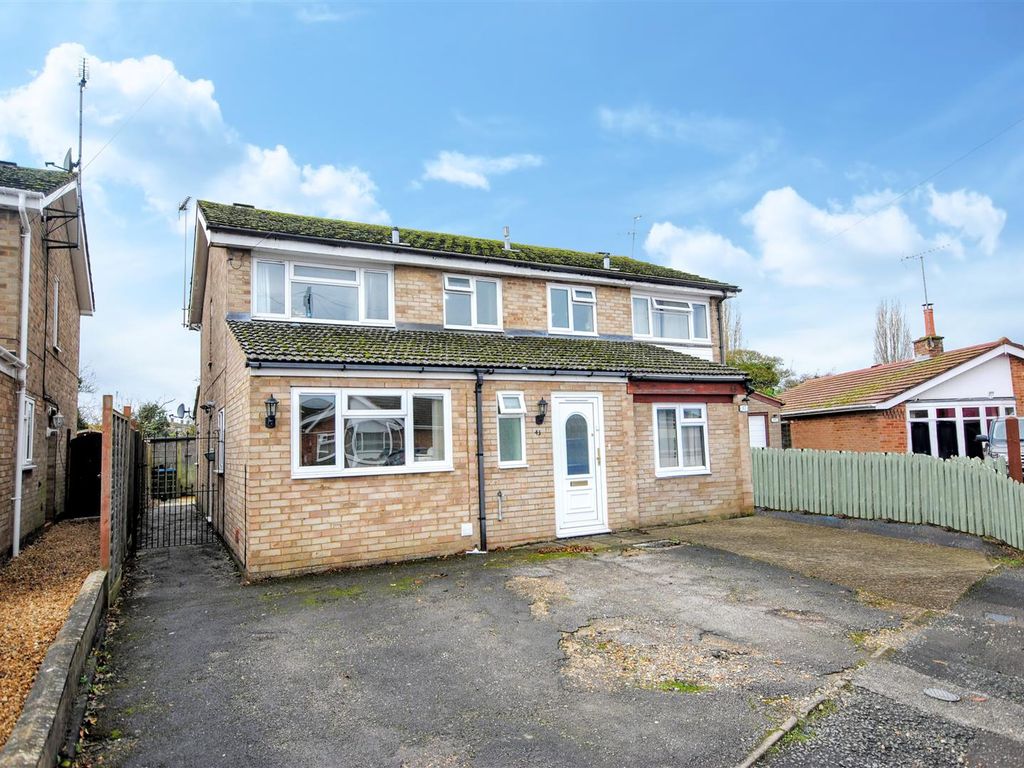 3 bed semi-detached house for sale in Berry Way, Newton Longville MK17, £300,000
