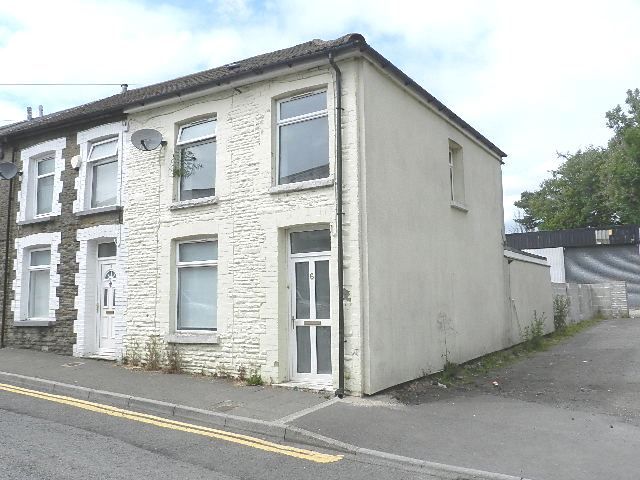 3 bed end terrace house for sale in Glannant Street, Penygraig, Tonypandy CF40, £119,950