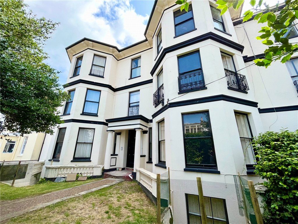 1 bed flat for sale in Dover Street, Ryde, Isle Of Wight PO33, £100,000