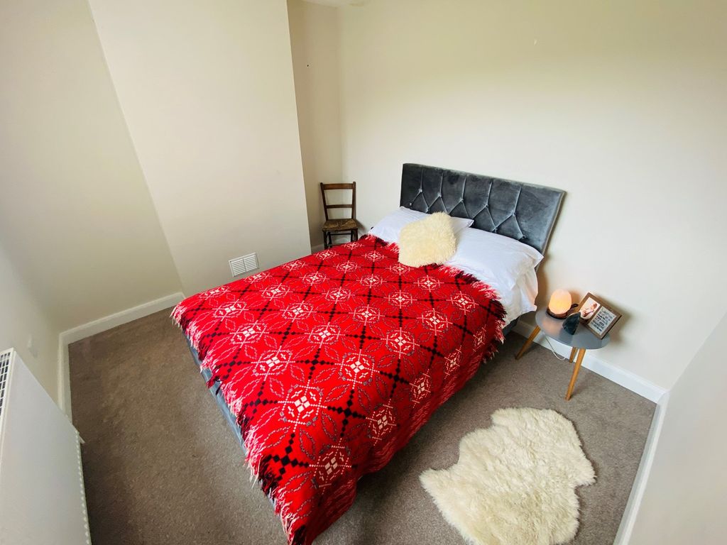 3 bed semi-detached house for sale in Heol Y Dderwen, Pontwelly, Llandysul SA44, £215,000