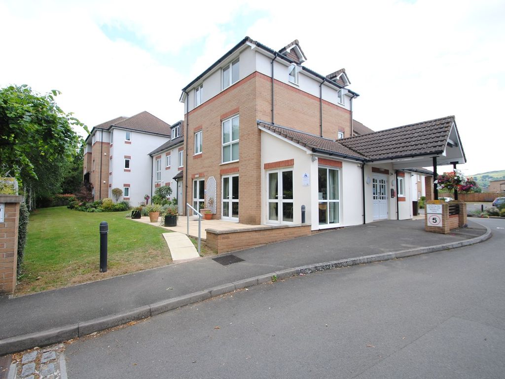 1 bed property for sale in St Michaels Court, Bishops Cleeve, Cheltenham GL52, £95,000