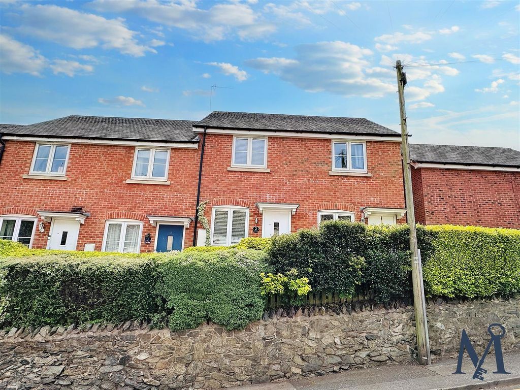 2 bed terraced house for sale in Dumps Road, Whitwick, Coalville LE67, £200,000
