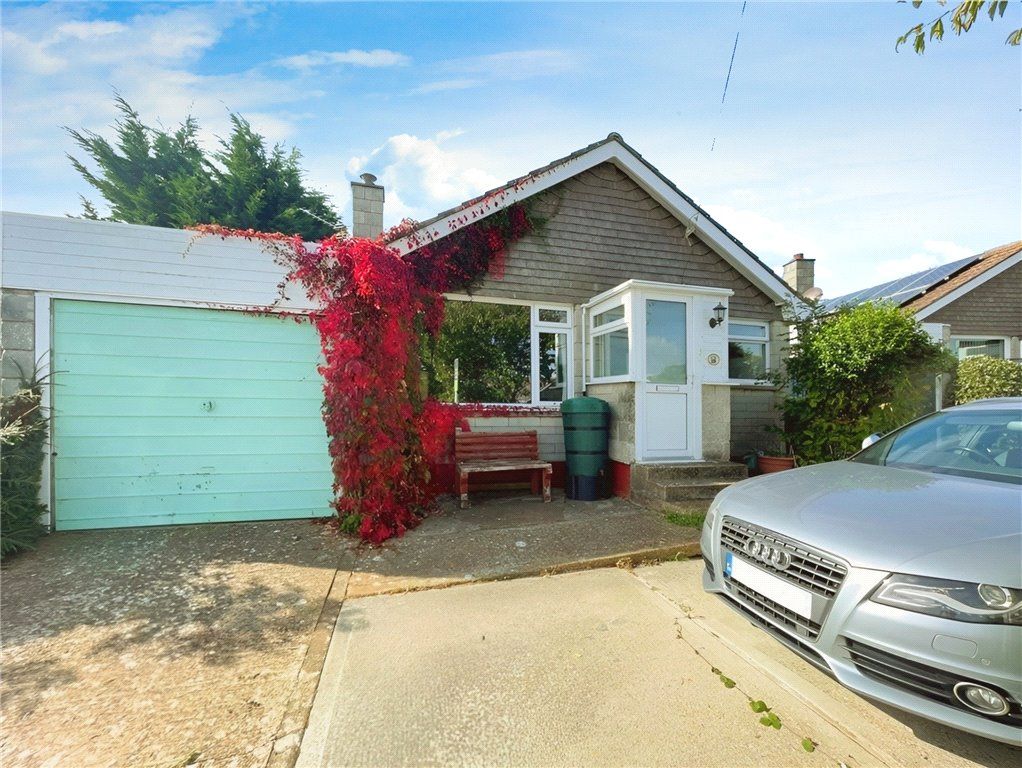 2 bed bungalow for sale in Parkway, Freshwater, Isle Of Wight PO40, £285,000