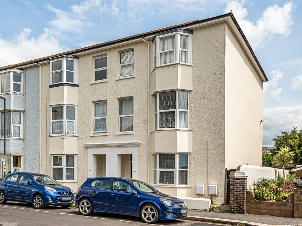 2 bed flat for sale in Alexandra Terrace, Clarence Road, Bognor Regis, West Sussex PO21, £130,000